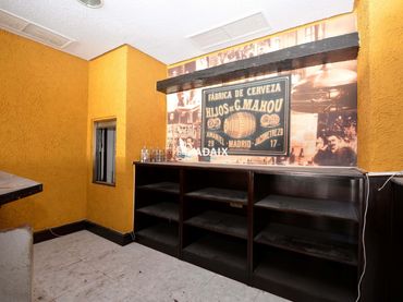 Gewerbefläche zur Miete in AV ESPAÑA  Es: Pl: Pt:  CACERES (CÁCERES)