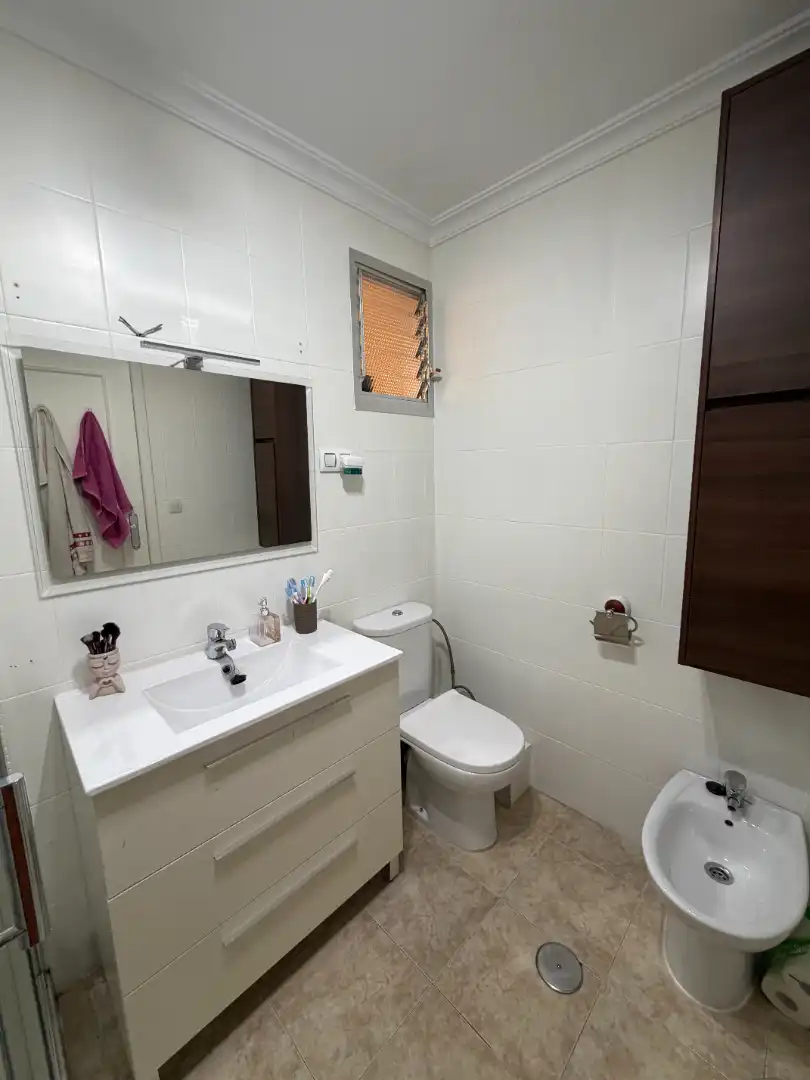 Baño de Piso en venta en Sevilla con Aire acondicionado y Terraza