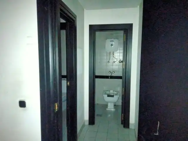Baño de Local de alquiler en Madrid