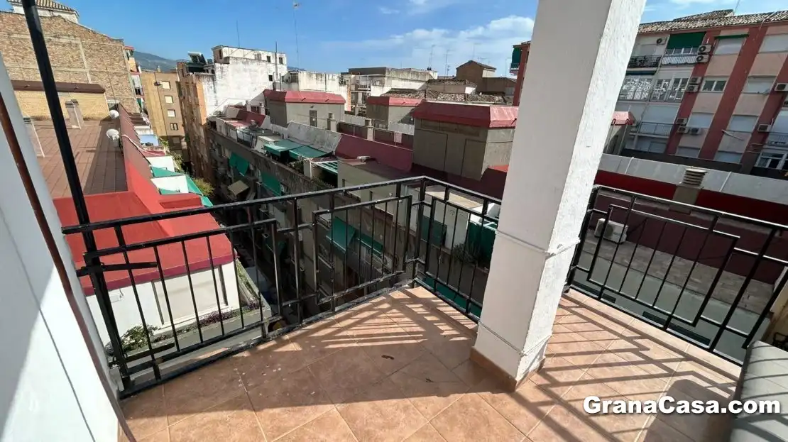 Außenansicht von Dachboden zur Miete in Granada mit Klimaanlage, Heizung und Möbliert