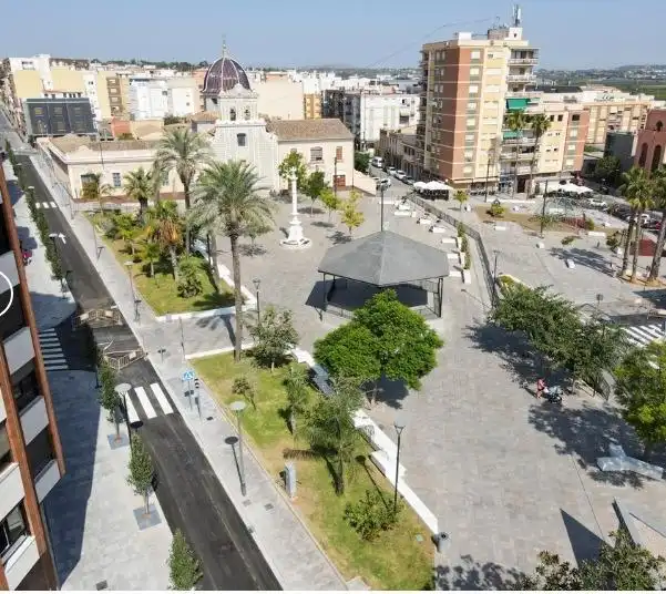 Vista exterior de Piso en venta en Picassent con Trastero y Balcón
