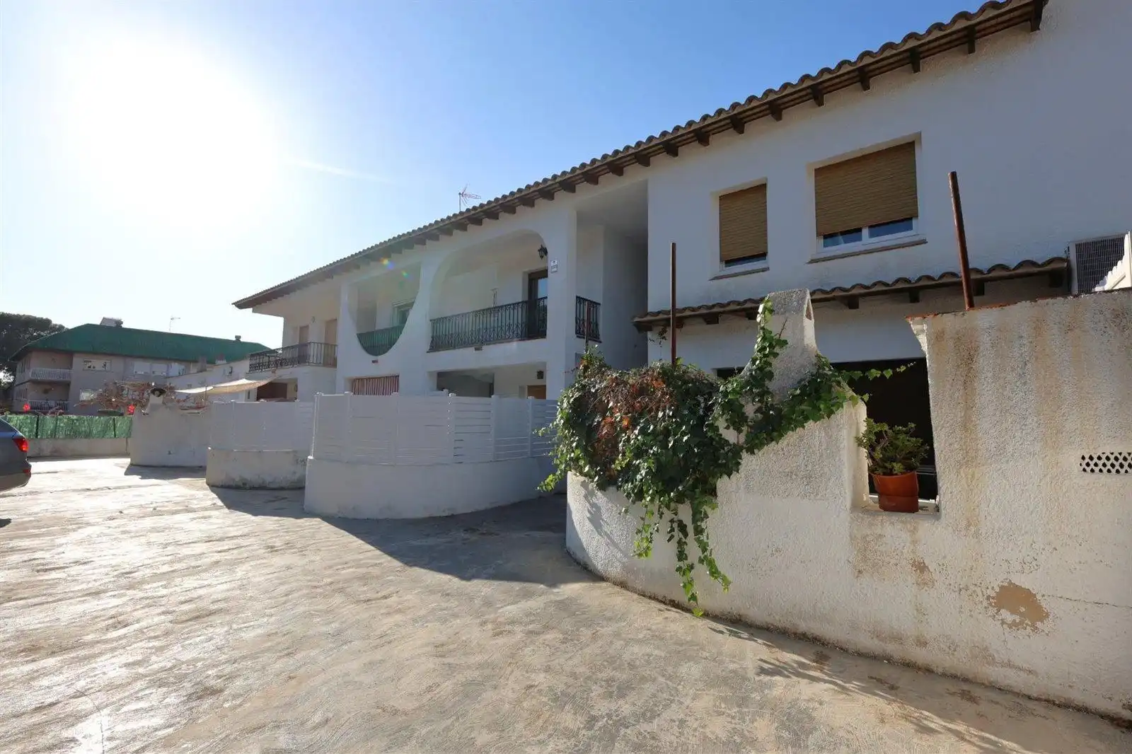 Außenansicht von Wohnung zum Verkauf in El Vendrell mit Klimaanlage, Heizung und Terrasse
