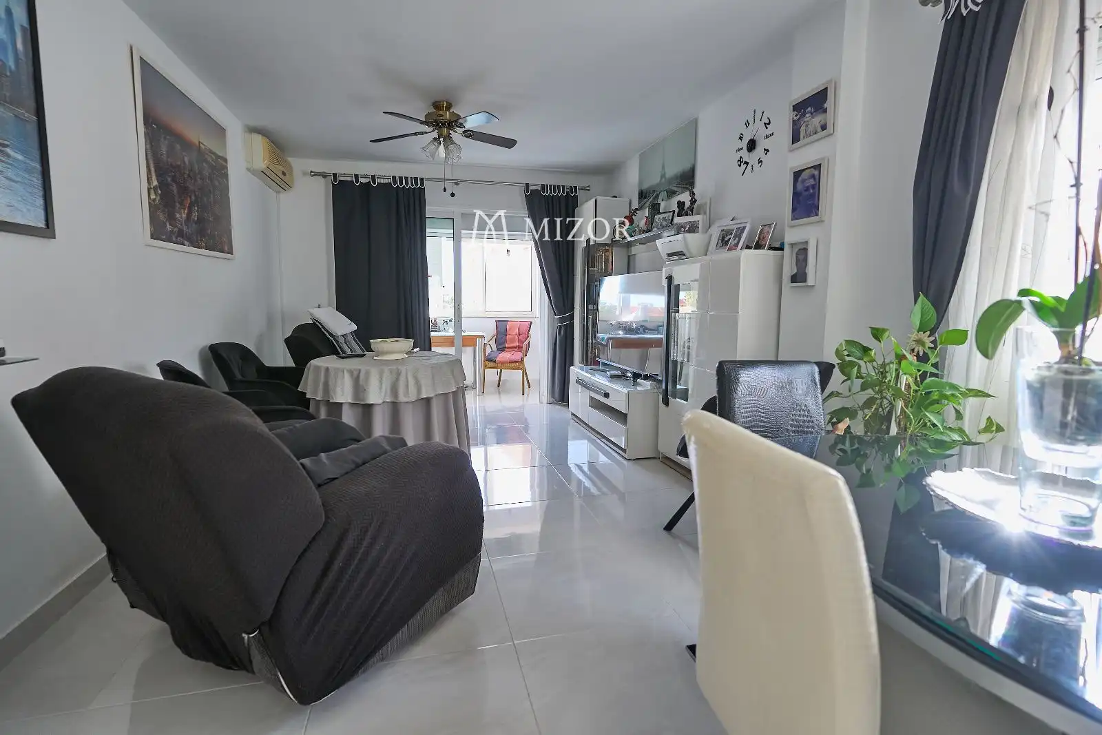 Living room of Flat for sale in Adeje  with Air Conditioner, Terrace and Storage room