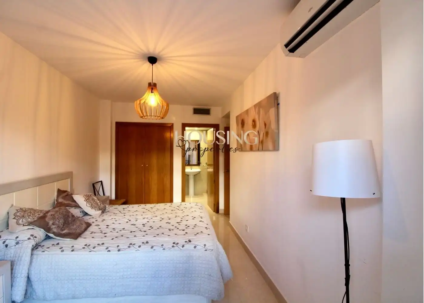 Ground floor for rent in Les Maravelles
