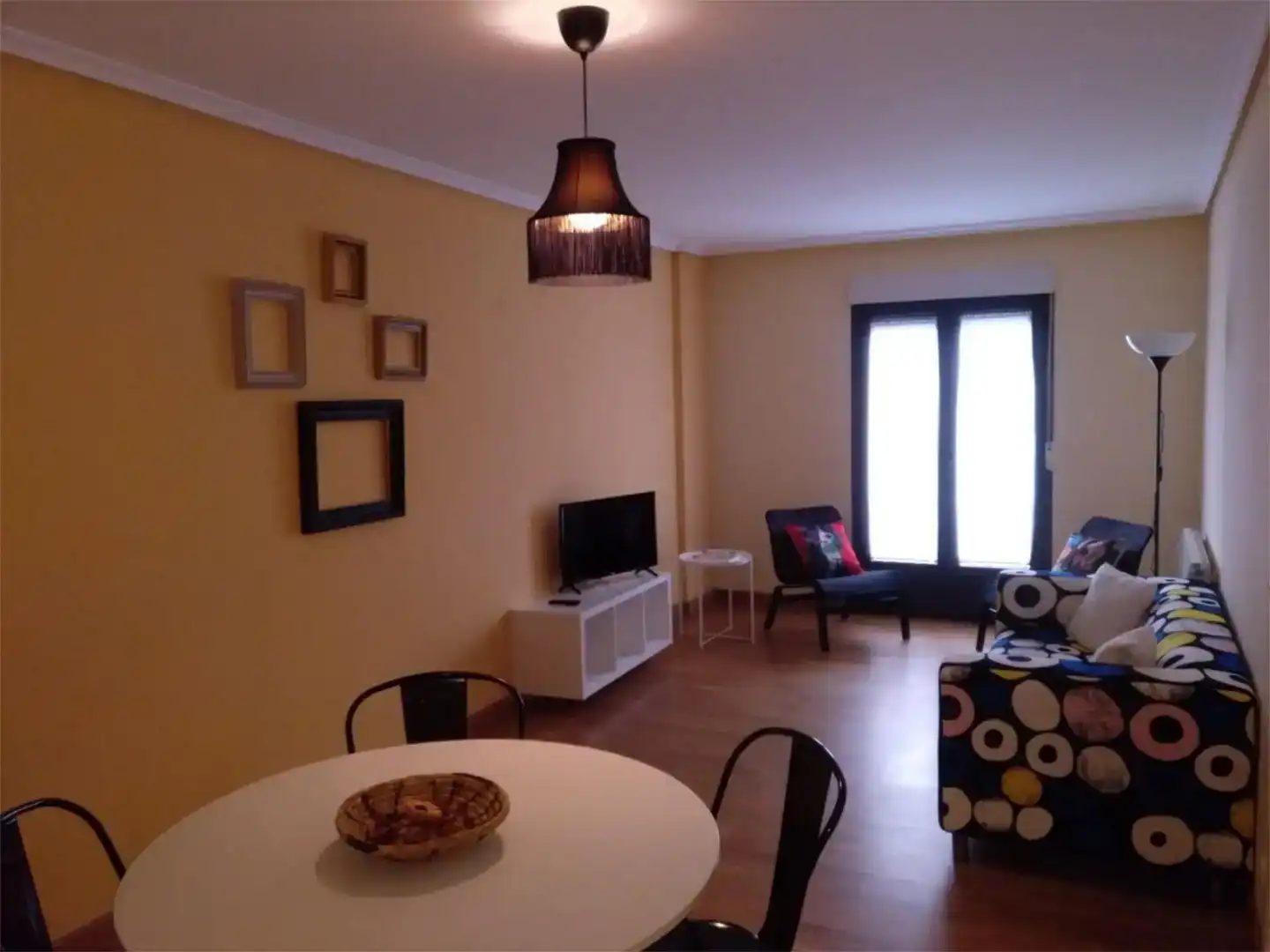 Wohnzimmer von Wohnung zur Miete in Ponferrada mit Balkon