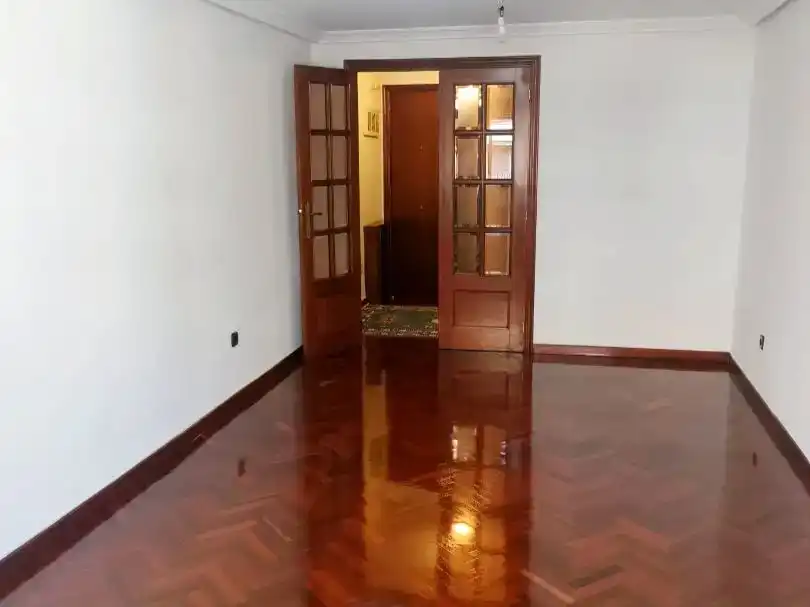 Wohnung zur Miete in Salamanca Capital mit Balkon