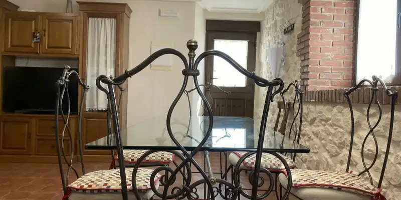 Menjador de Casa o xalet en venda en Entrambasaguas amb Jardí privat, Terrassa i Traster