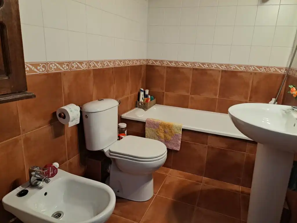 Bathroom of Detached homes for rent in Fontanals de Cerdanya  with Heating, Private garden and Parquet flooring