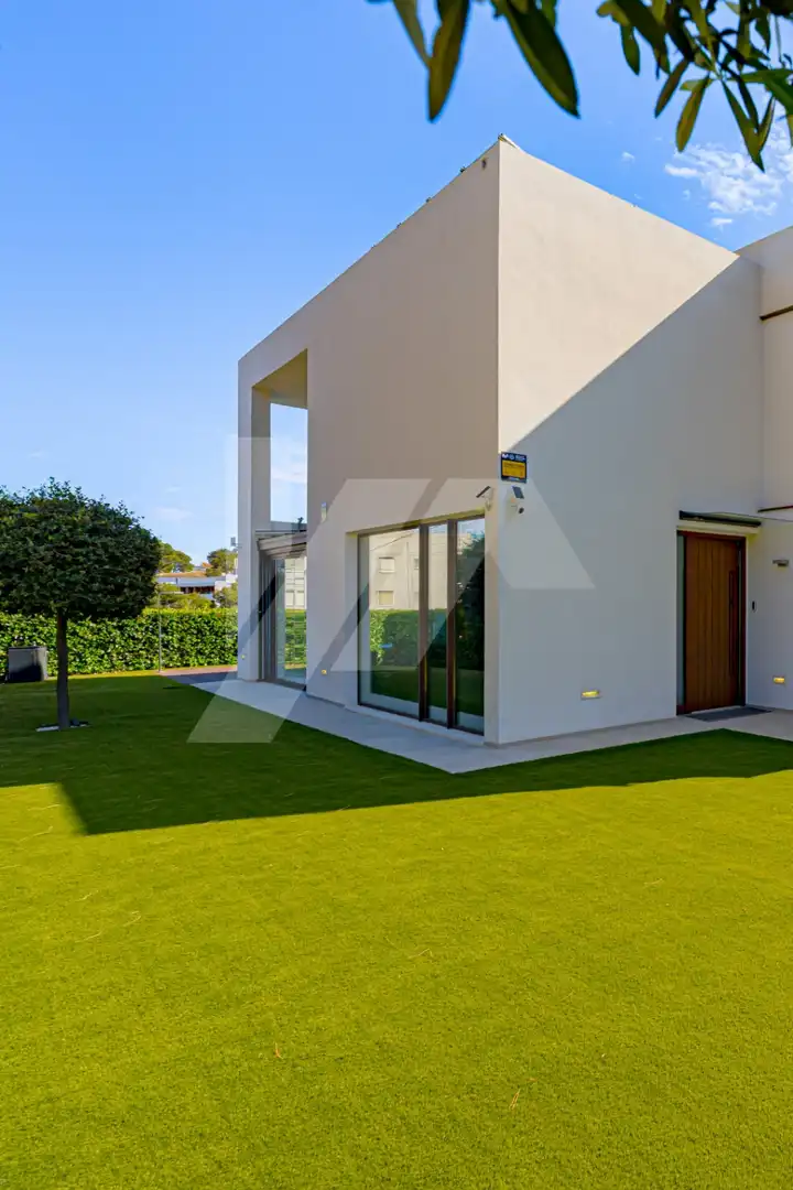 Semi-detached house with terrace for sale in Moravit - Cap Blanc, imagen 48