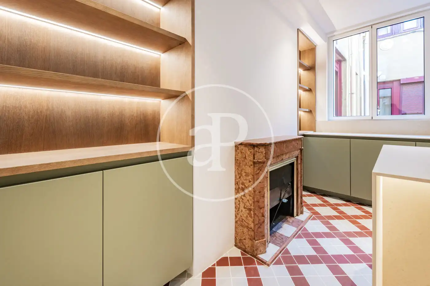 Living room of Flat for sale in Madrid  with Air Conditioner, Heating and Balcony