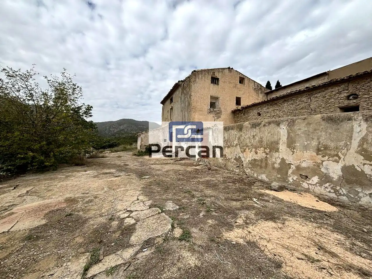 Casa rústica amb jardí de lloguer a Nuches, imagen 23