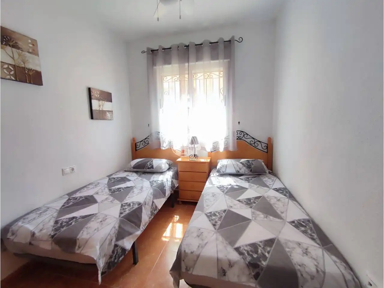 Casa pareada con piscina en venta en Calle Laguna de Sariñena, imagen 7