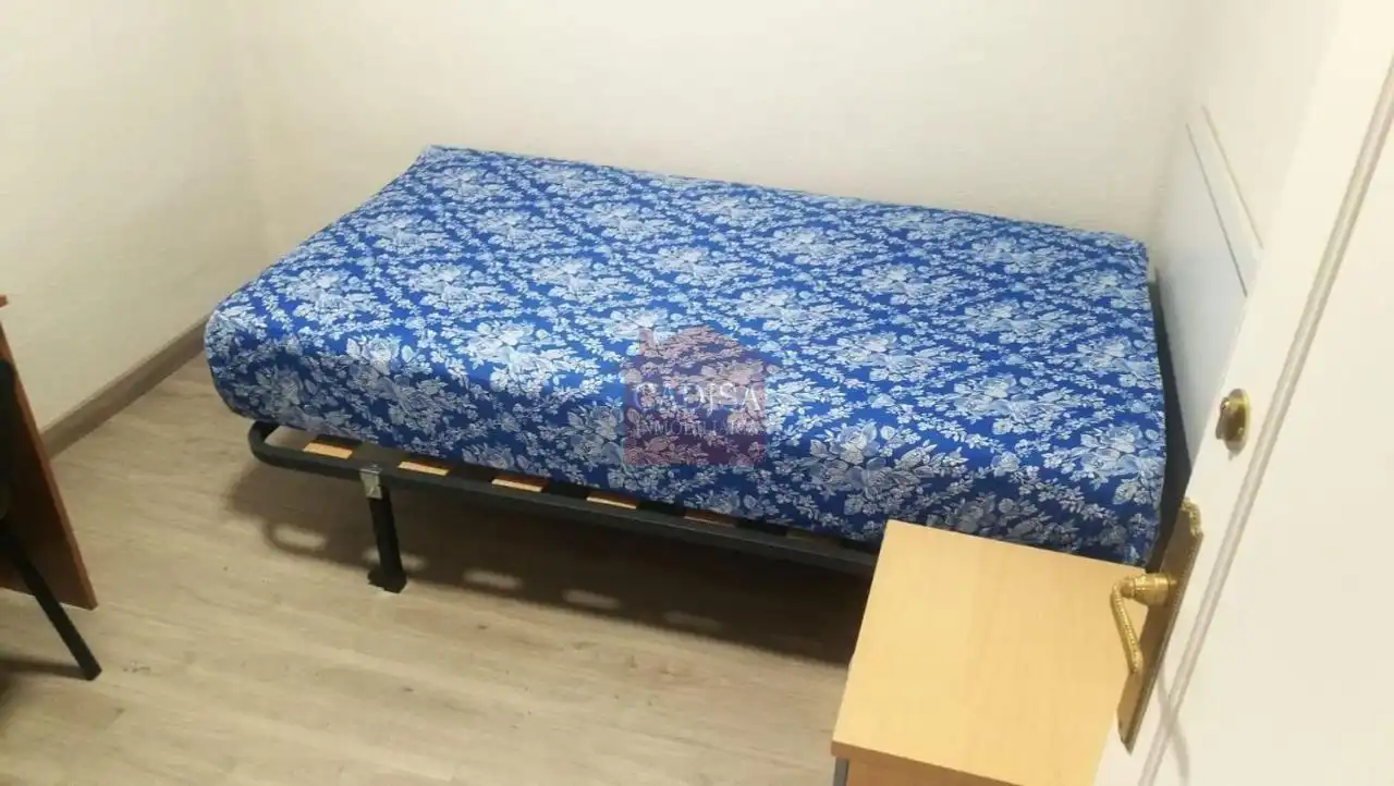 Habitación de Piso de alquiler en Salamanca con Calefacción, Parquet y Trastero