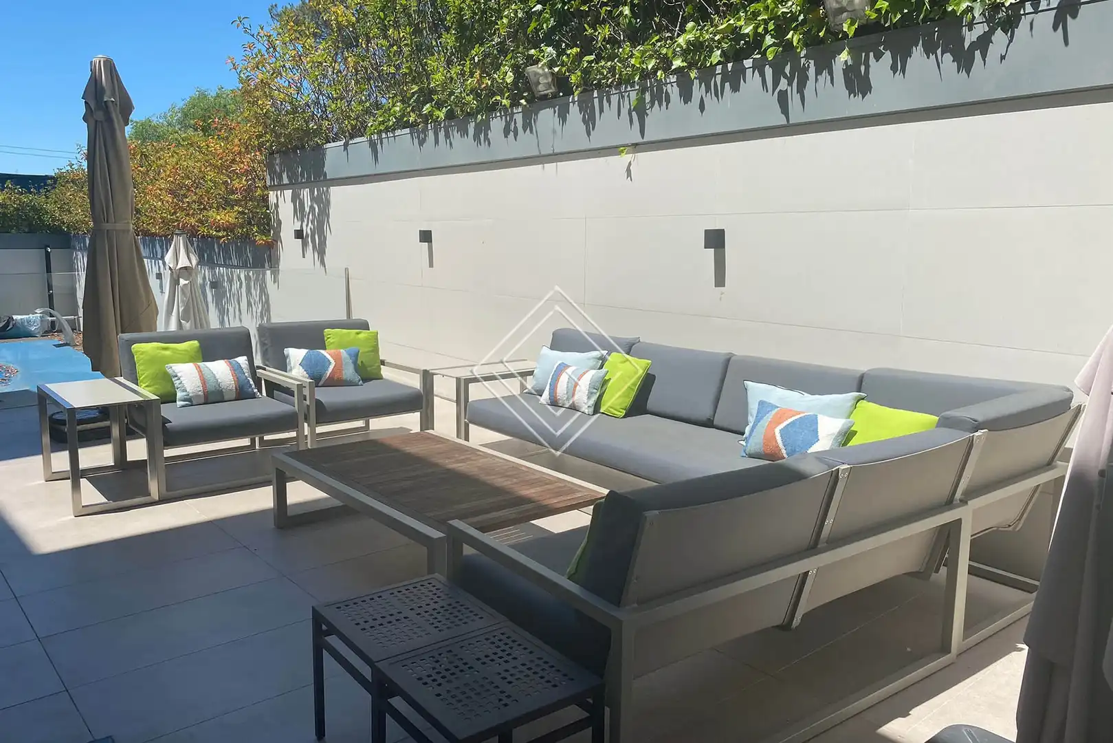 Semi-detached house with pool for sale in Fuencarral - El Pardo, imagen 2