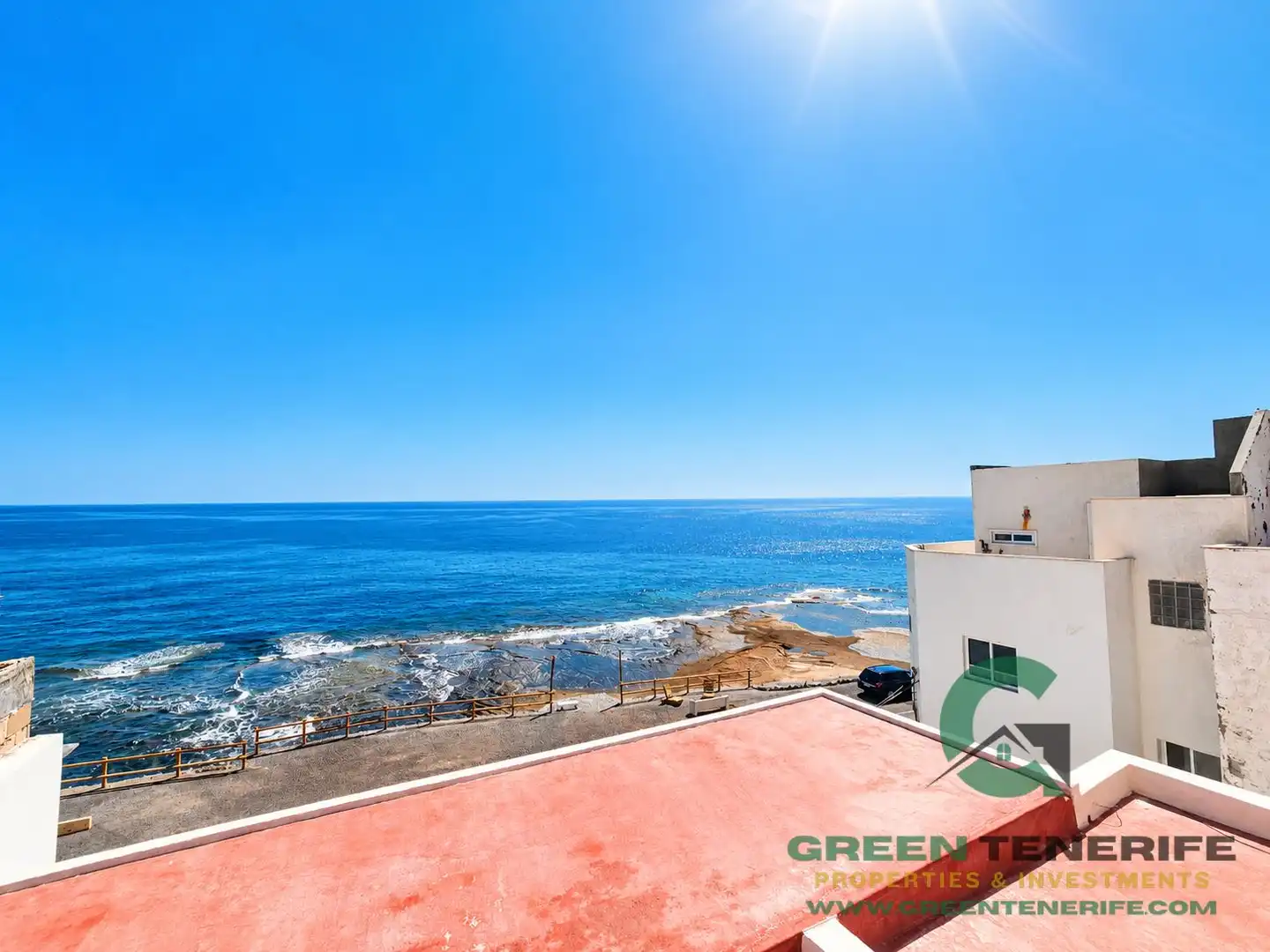 Vista exterior de Casa adosada en venta en Arico con Terraza