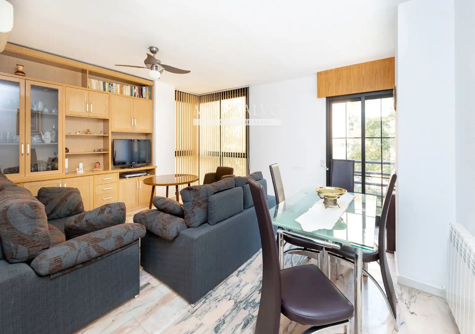 Living room of Flat for rent in Granada  with Heating, Terrace and Furnished