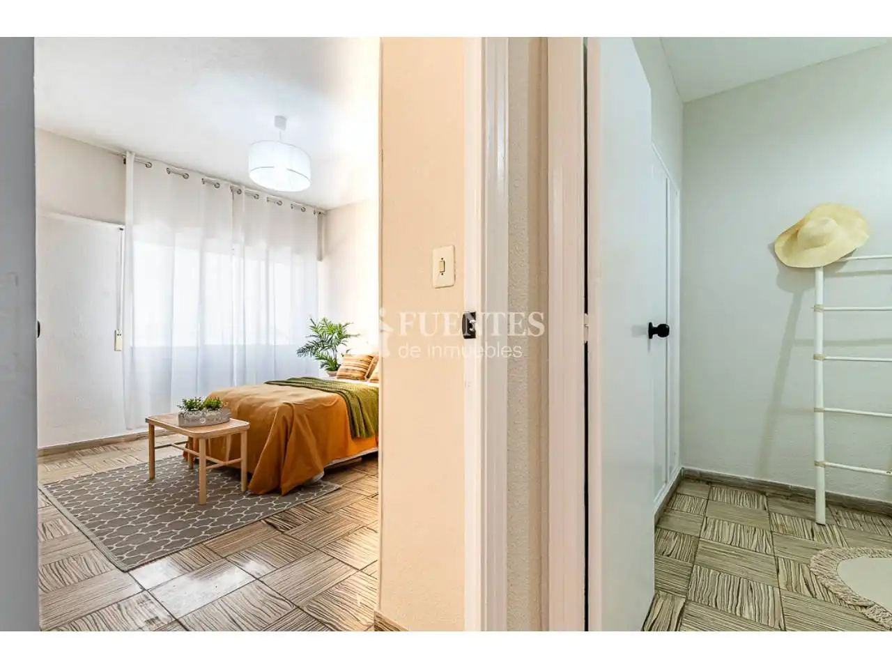Habitación de Piso en venta en Alicante / Alacant con Terraza