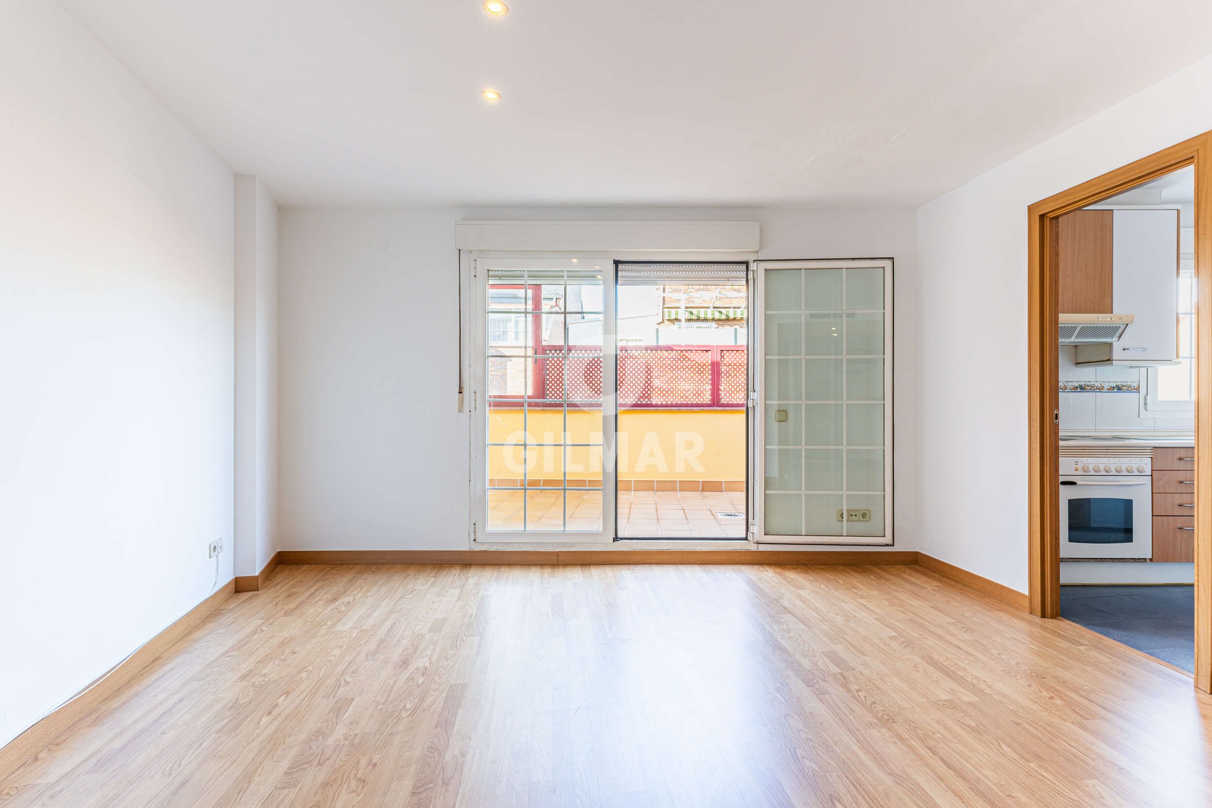 Bedroom of Flat for sale in  Madrid Capital  with Heating, Storage room and Balcony