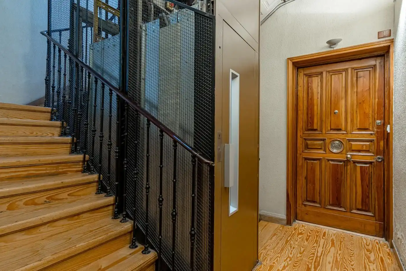 Wohnung zum Verkauf in Madrid mit Klimaanlage und Heizung