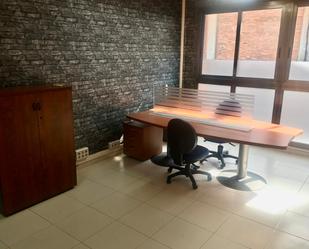 Office to rent in Terrassa  with Air Conditioner, Heating and Storage room