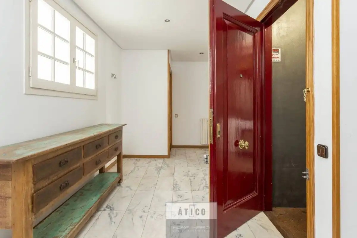 Dachboden zur Miete in Vila de Gràcia