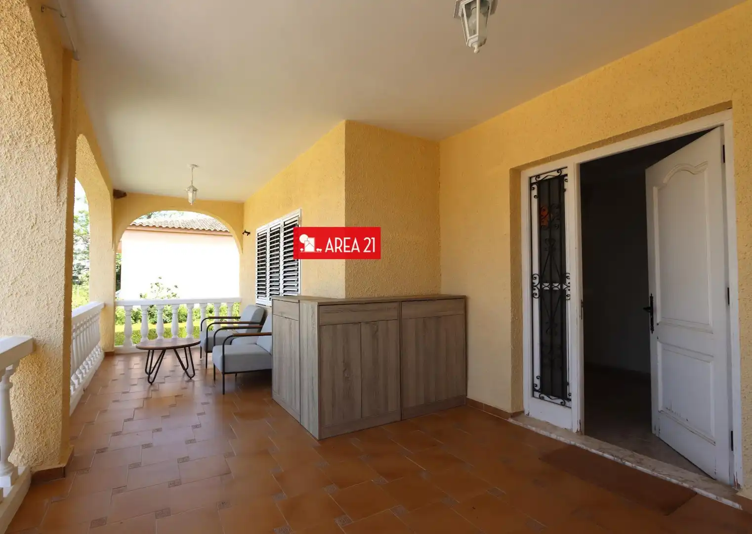 Houses for sale in La Pobla de Vallbona  with Heating, Terrace and Storage room