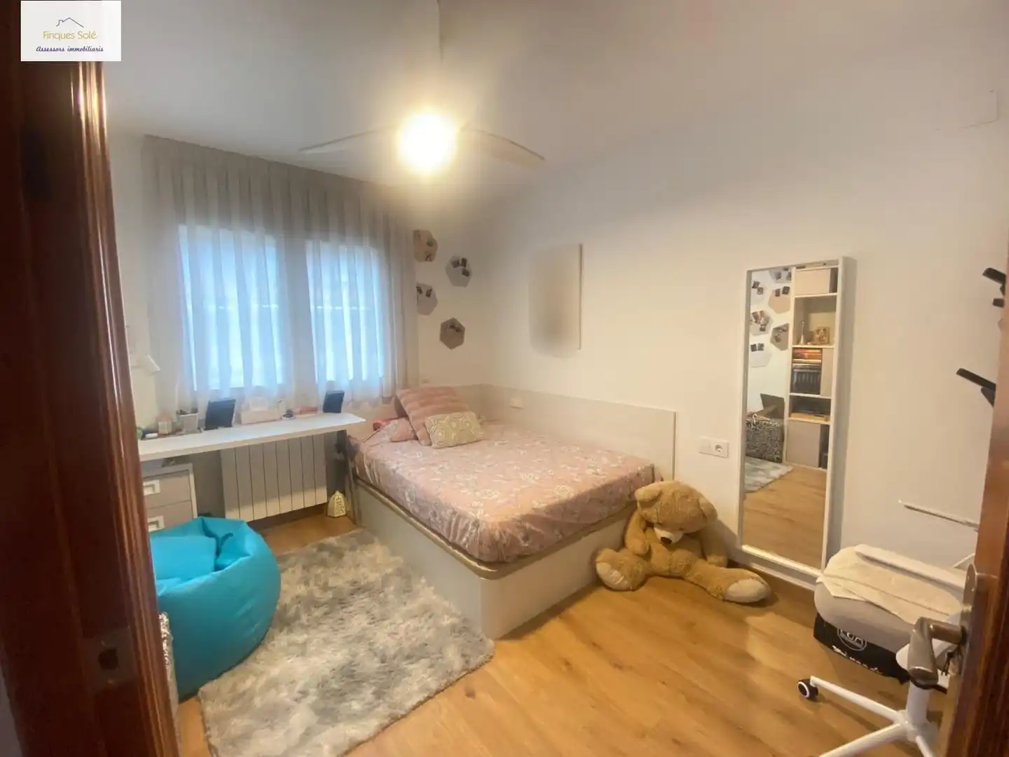 Casa pareada con terraza en venta en Nucli Urbà, imagen 6