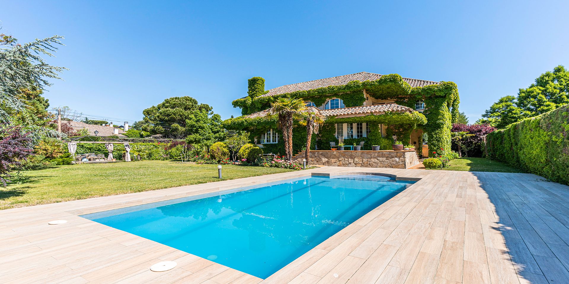 Jardín de Casa o chalet en venta en Villanueva de la Cañada con Calefacción, Jardín privado y Piscina