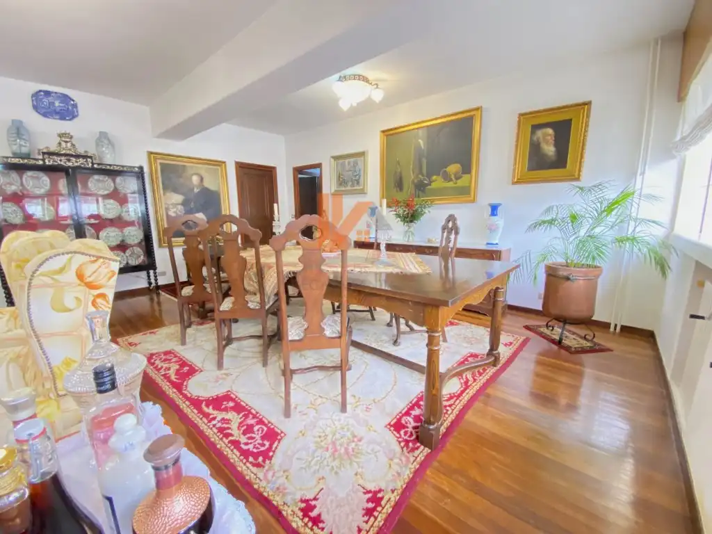 Comedor de Piso en venta en Santiago de Compostela  con Calefacción y Horno