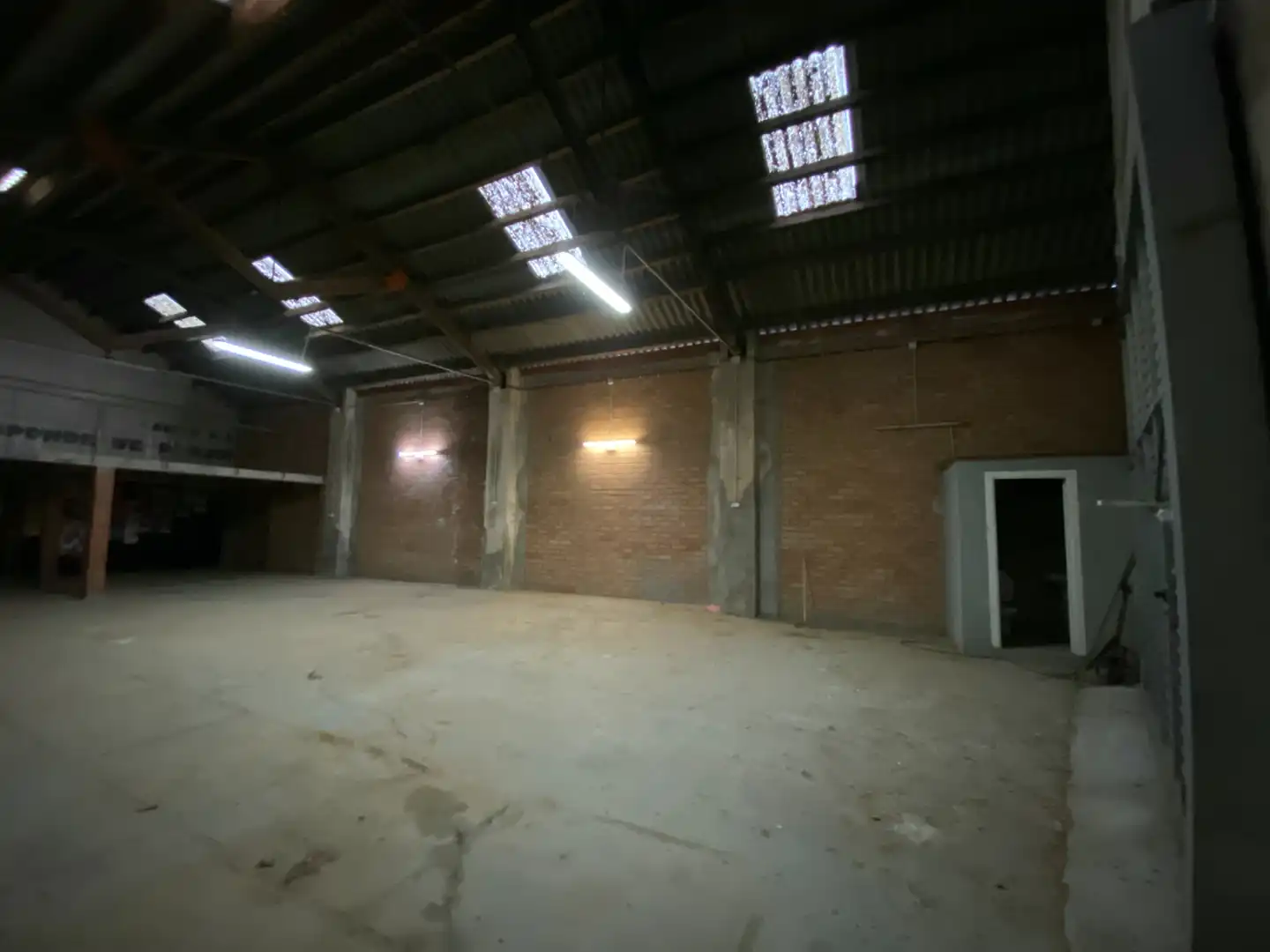 Nave industrial de alquiler en Sant Feliu de Guíxols