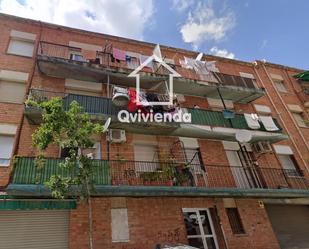 Vista exterior de Pis en venda en Terrassa amb Terrassa