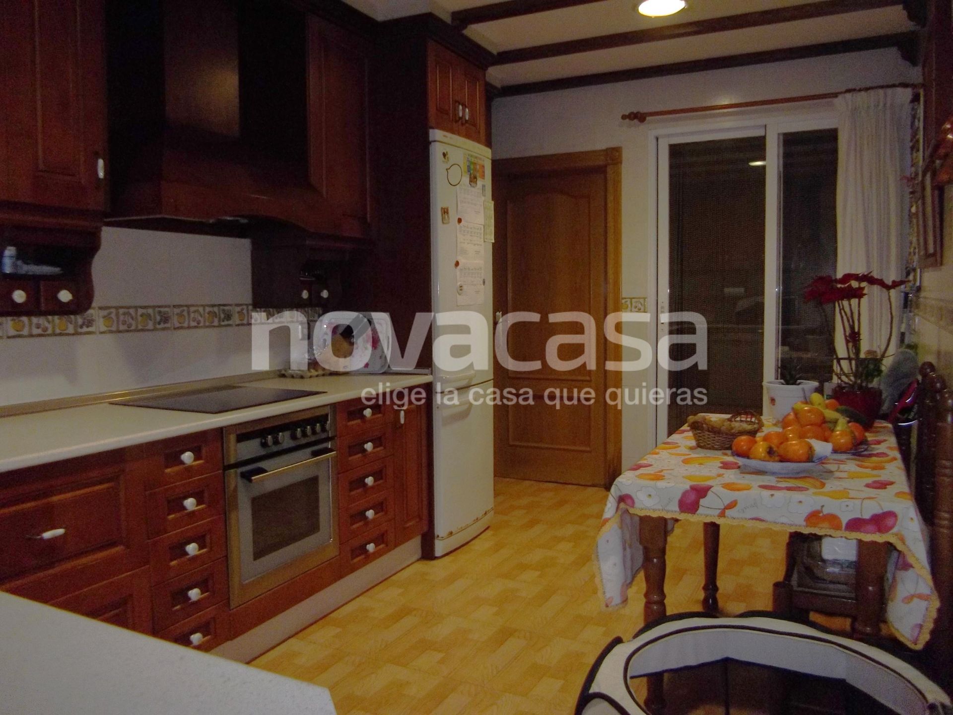 Cuina de Casa adosada en venda en  Albacete Capital amb Calefacció, Terrassa i Traster