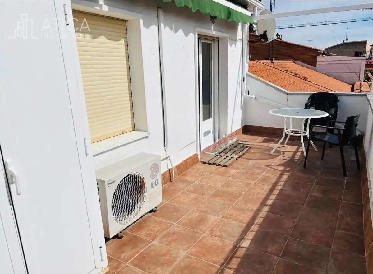 Penthouse mit Aufzug zur Miete in San Bernardo - Carmelitas - Campus