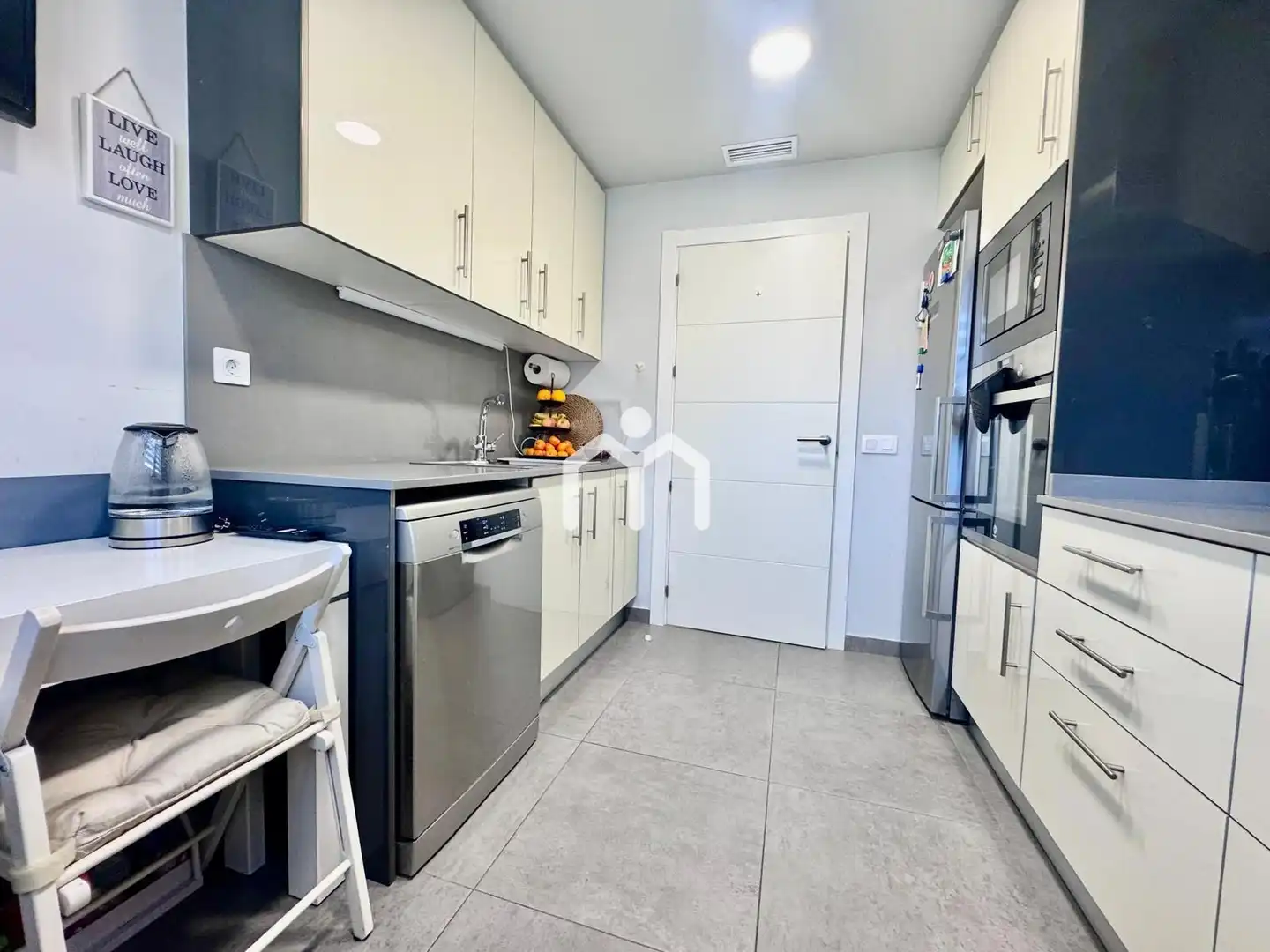 Kitchen of Flat for sale in Badalona  with Air Conditioner, Heating and Parquet flooring