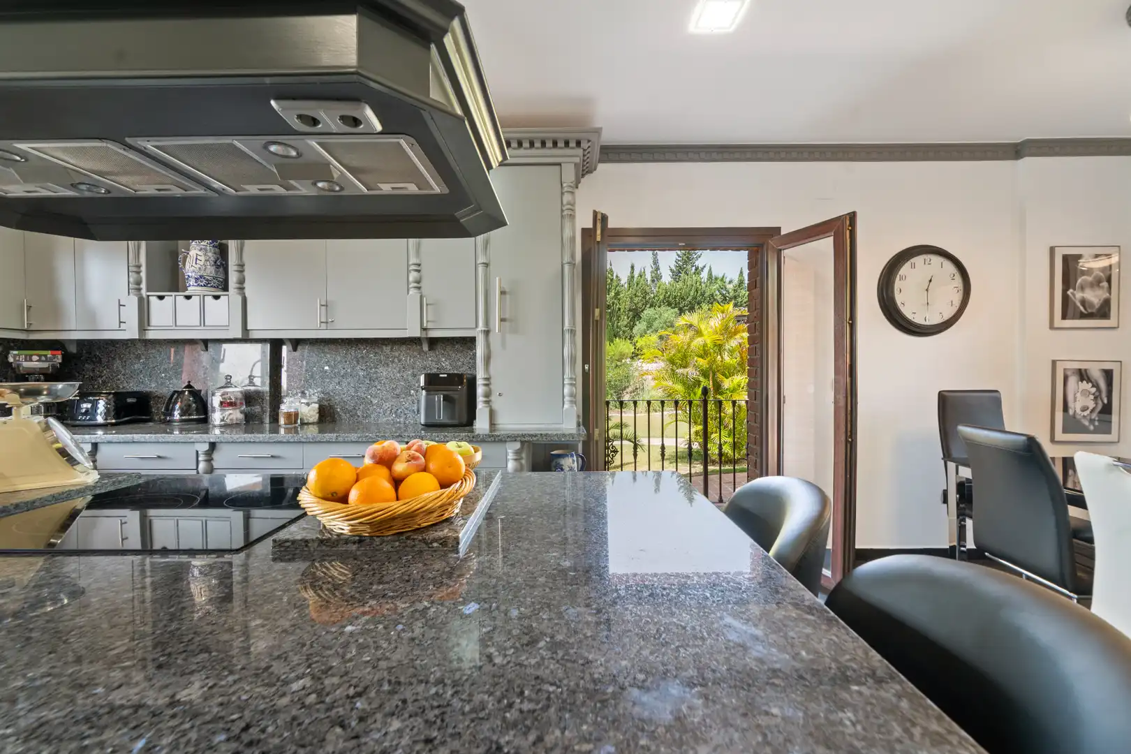 Kitchen of Houses for sale in Benalmádena  with Air Conditioner, Heating and Private garden
