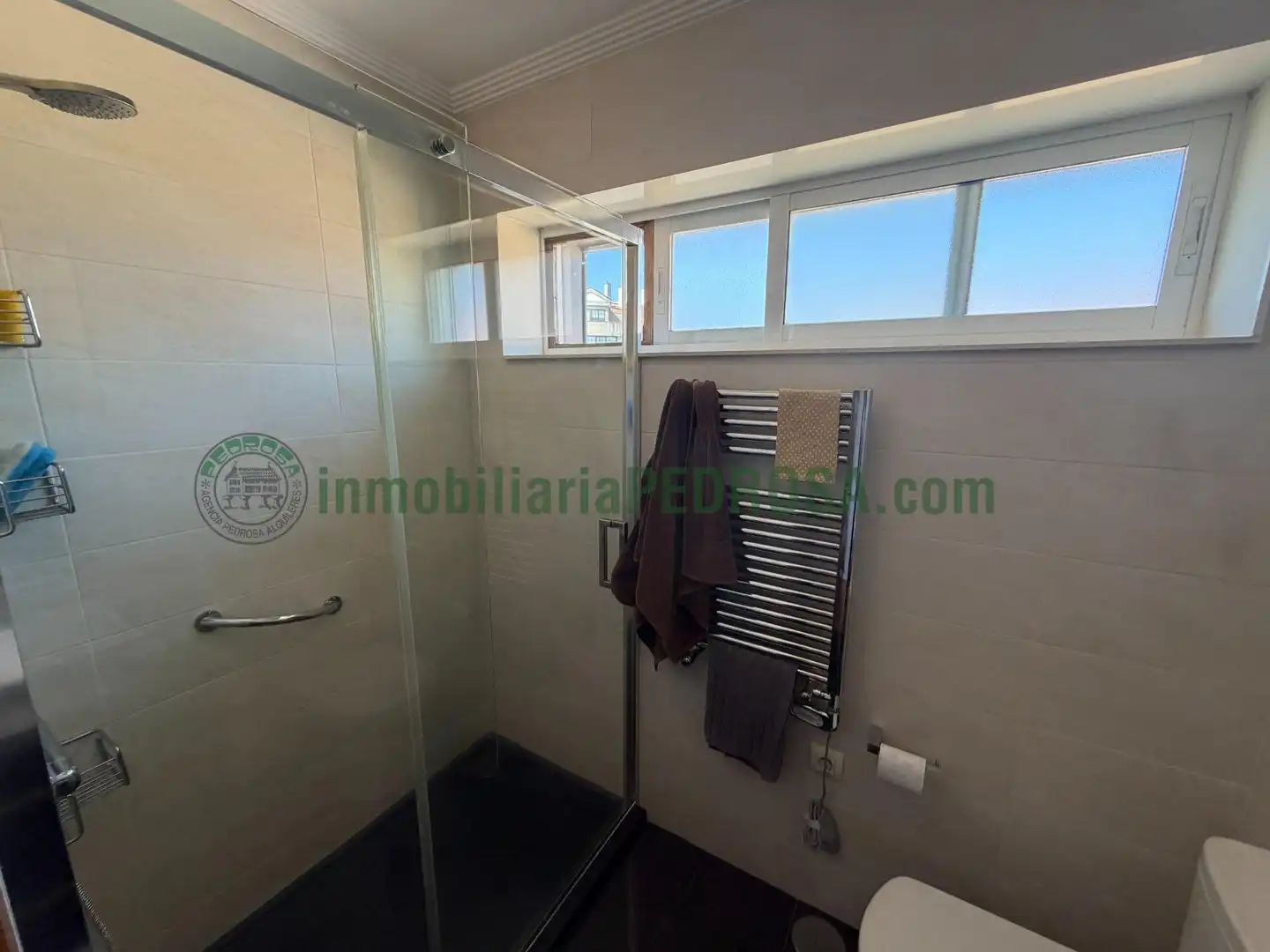 Flat for rent in Avenida MARIA VICTORIA MORENO, Zona Fernández Ladreda