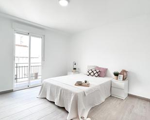Bedroom of Apartment to rent in Castellón de la Plana / Castelló de la Plana  with Balcony