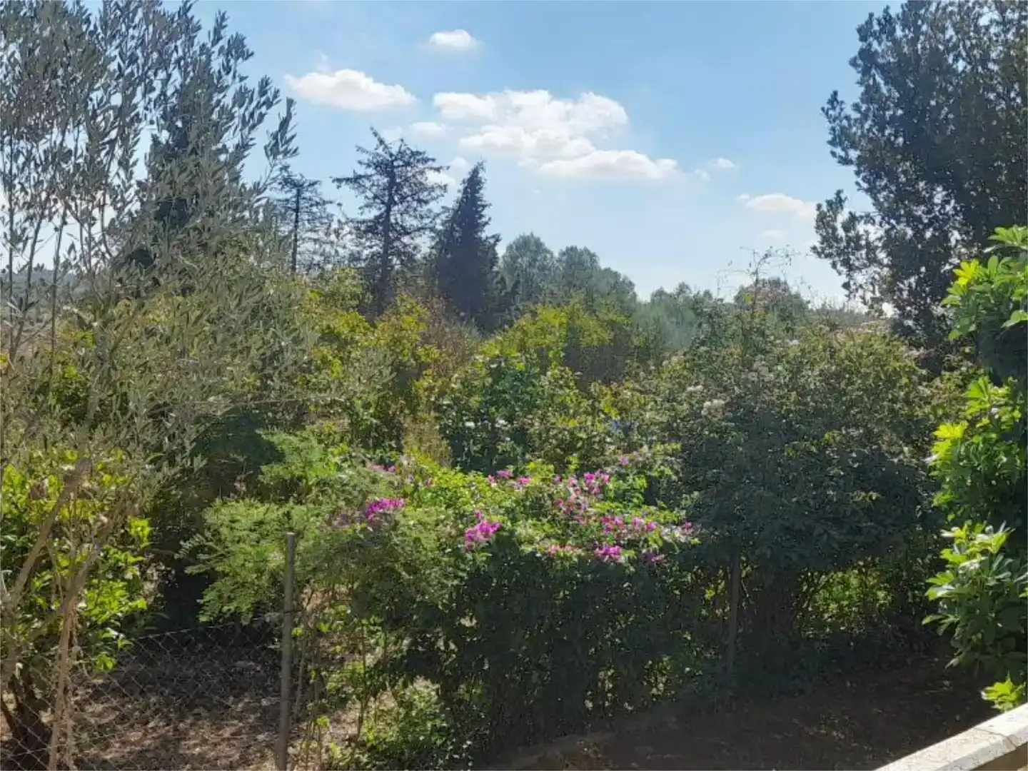 Flat for sale in Llombai  with Air Conditioner, Private garden and Storage room