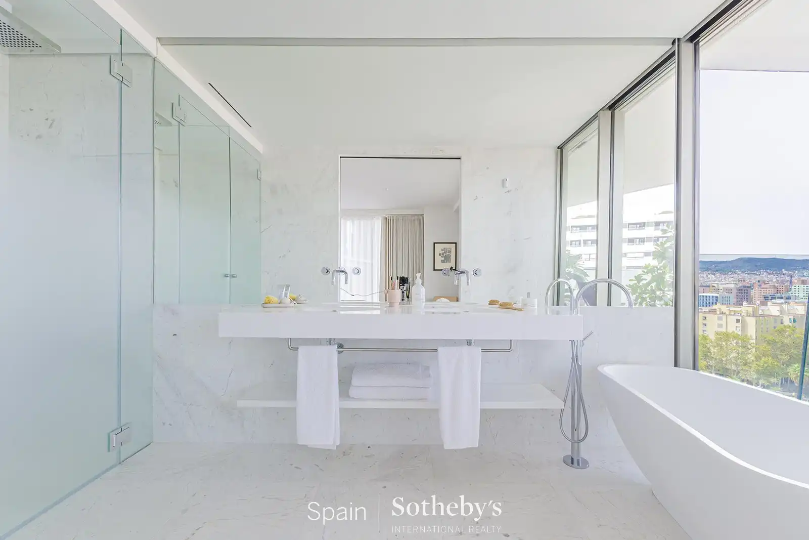 Bany de Apartament en venda en Barcelona amb Aire condicionat, Calefacció i Terrassa