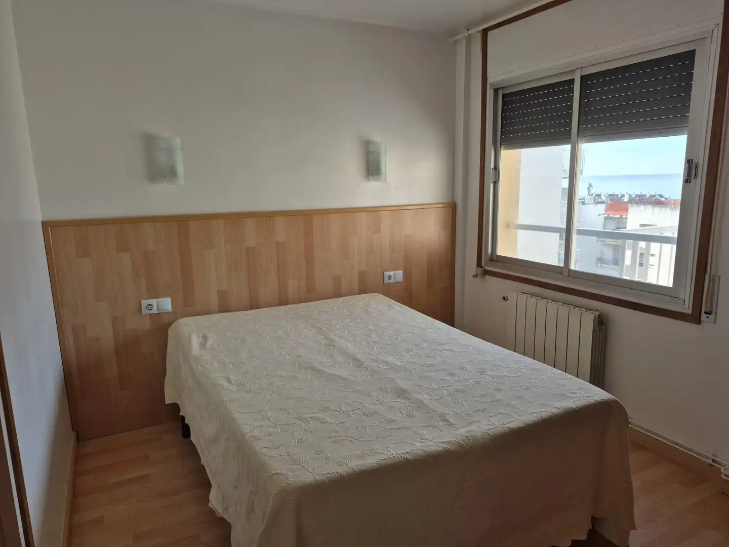 Habitación de Apartamento en venta en Malgrat de Mar con Calefacción y Piscina comunitaria
