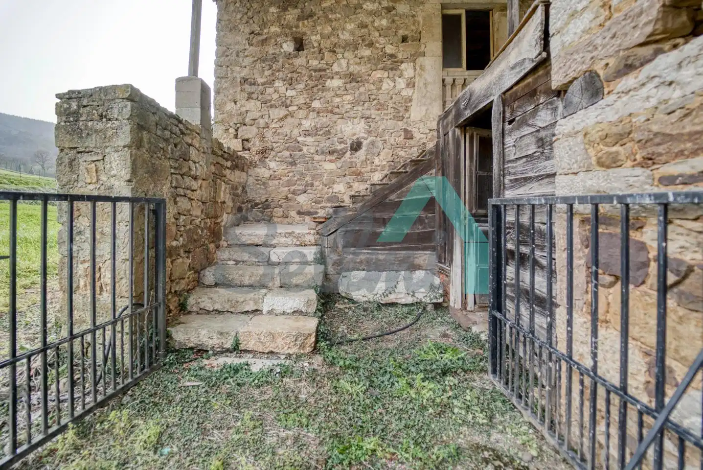 Casa o xalet en venda a Llamas, Salas