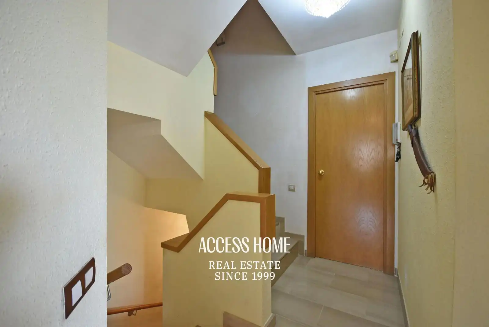 Houses for sale in Tiana  with Air Conditioner, Heating and Terrace