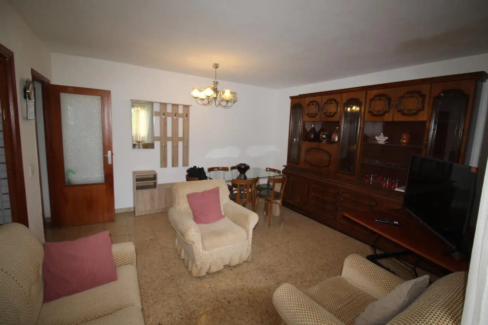 Living room of Flat for sale in Puertollano  with Terrace, Storage room and Furnished