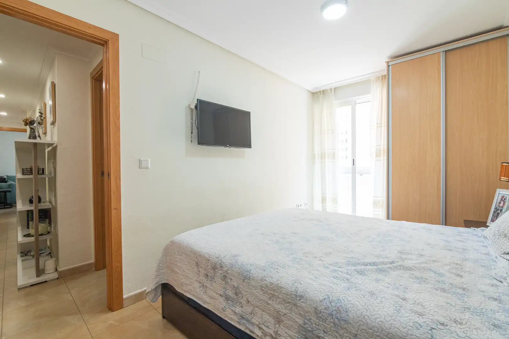 Dormitori de Pis en venda en Santa Pola amb Aire condicionat, Terrassa i Moblat