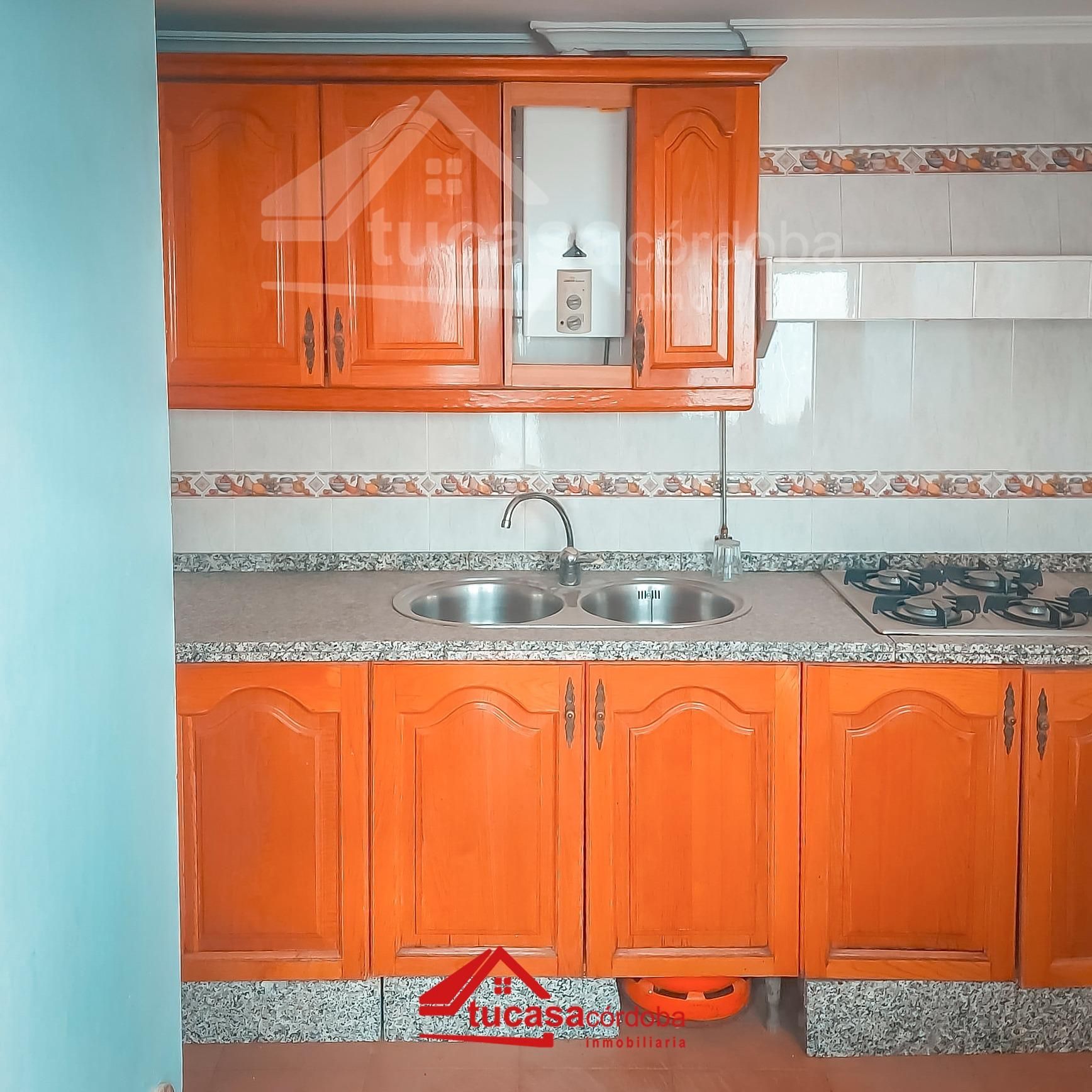 Cuina de Casa o xalet en venda en  Córdoba Capital amb Aire condicionat, Terrassa i Traster