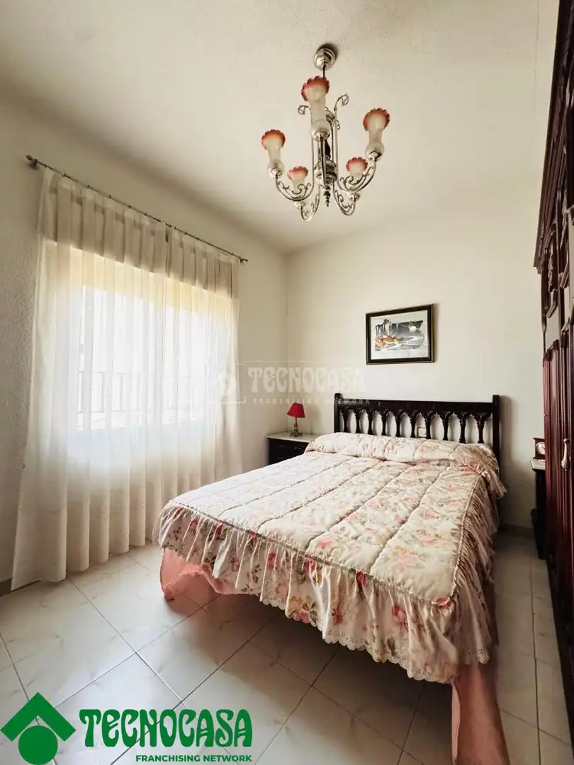 Dormitori de Casa adosada en venda en Los Navalmorales