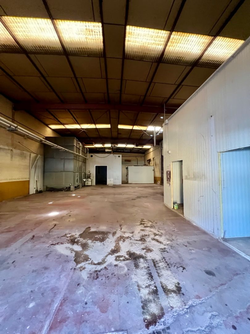 Nau industrial en venda en Coria del Río