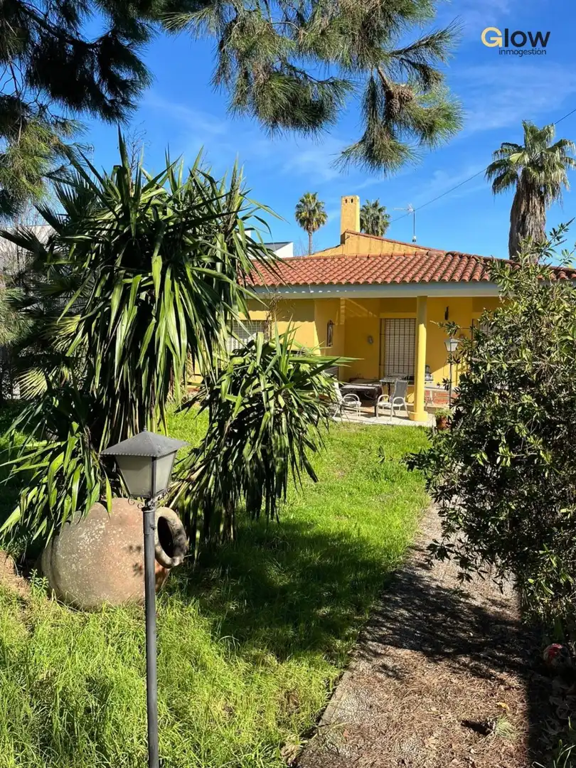 Detached house with pool for sale in Ciudad Jardín, imagen 9