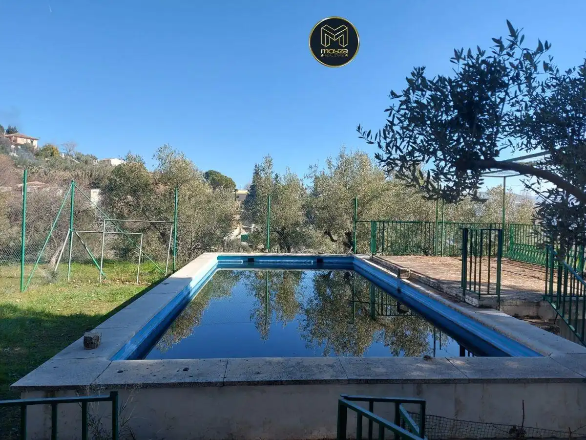 Piscina de Casa o chalet en venta en Jaén con Terraza y Trastero