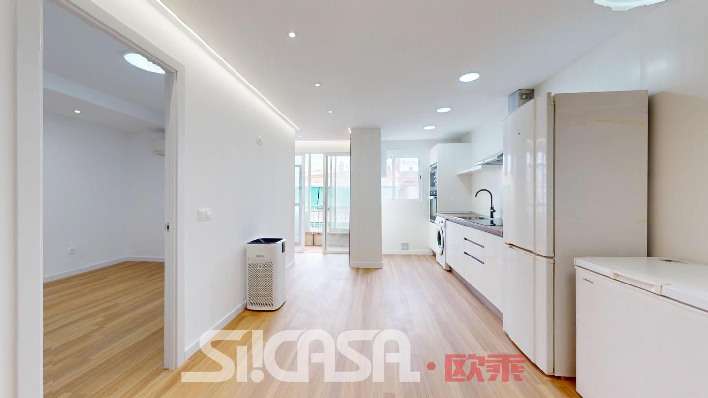 Kitchen of Flat for sale in  Madrid Capital  with Air Conditioner and Terrace